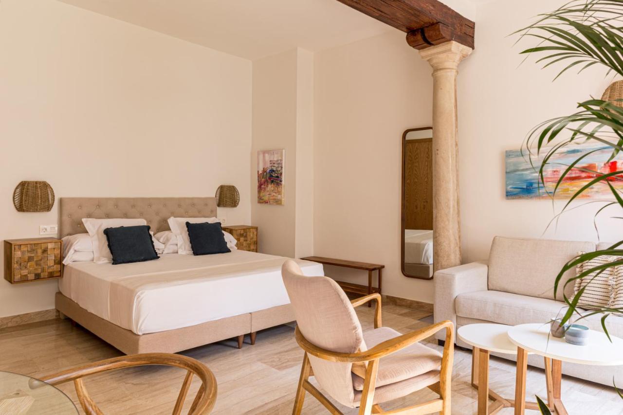 Puerta Catedral Apartments Seville Luaran gambar