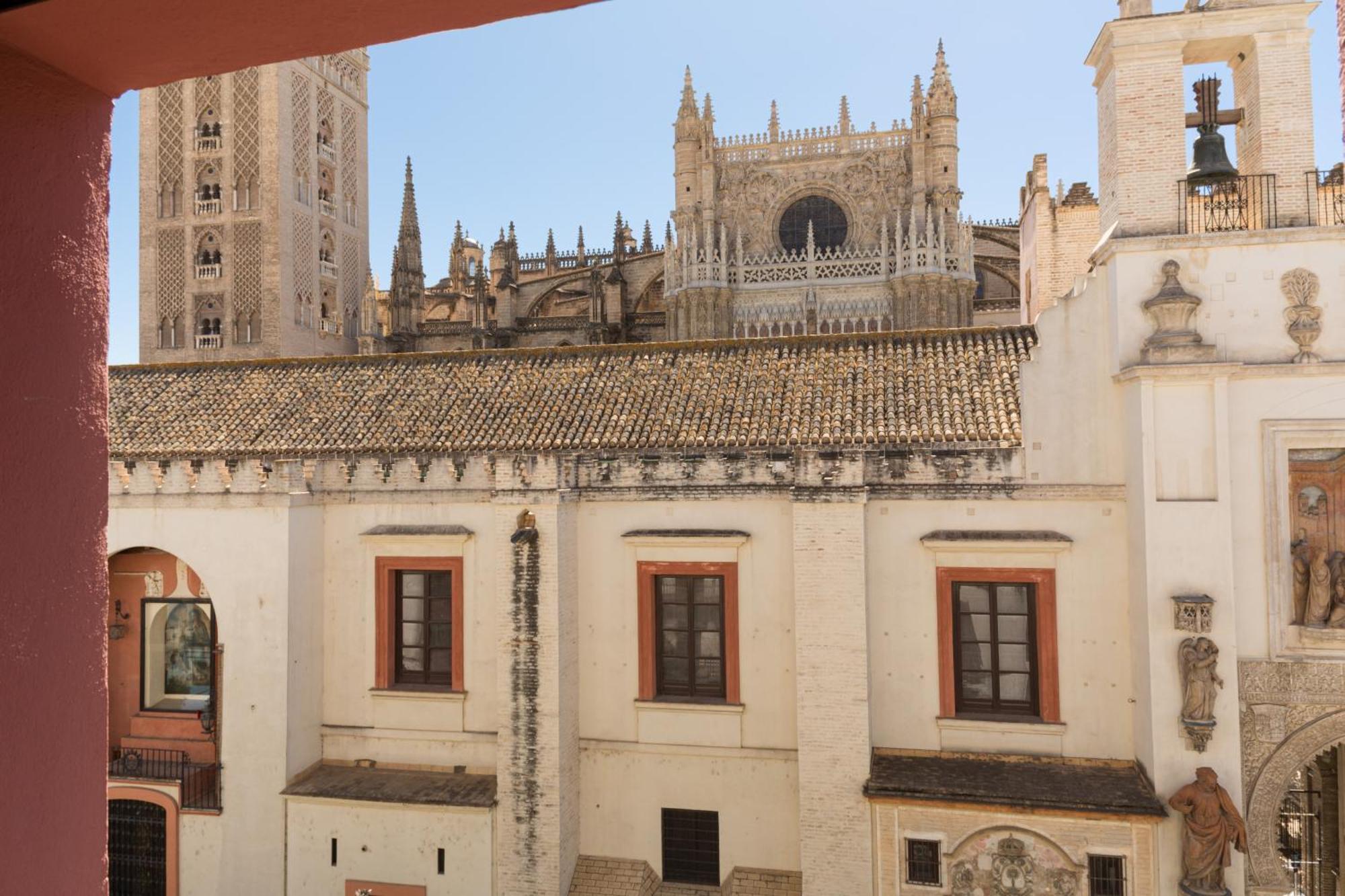 Puerta Catedral Apartments Seville Luaran gambar