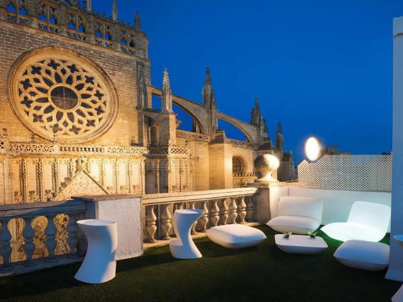 Puerta Catedral Apartments Seville Luaran gambar