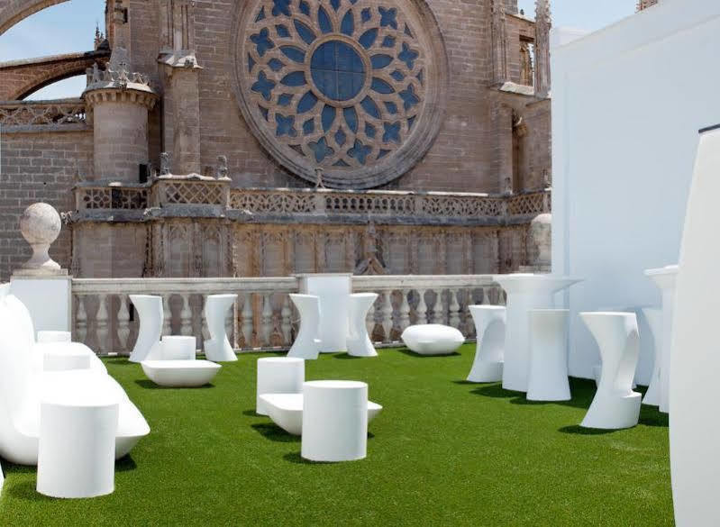 Puerta Catedral Apartments Seville Luaran gambar