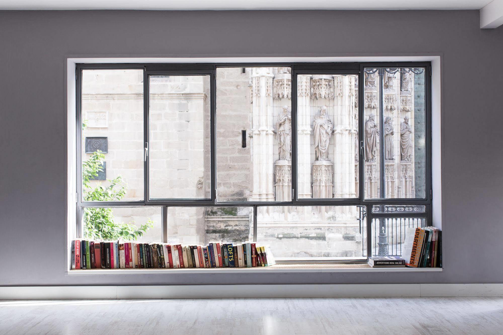 Puerta Catedral Apartments Seville Luaran gambar